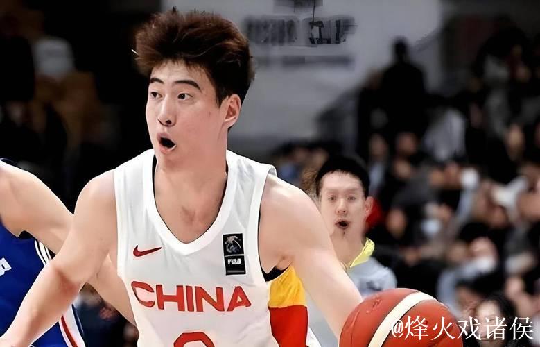 国家队后卫集体低迷，程帅澎伤停，郭士强无奈选择重建